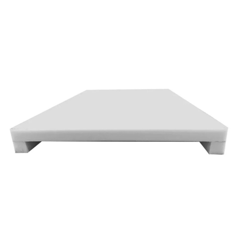 PLAQUE POLYETHYLENE COLORIS BLANC EPAISSEUR 25 MM SUR TASSEAUX