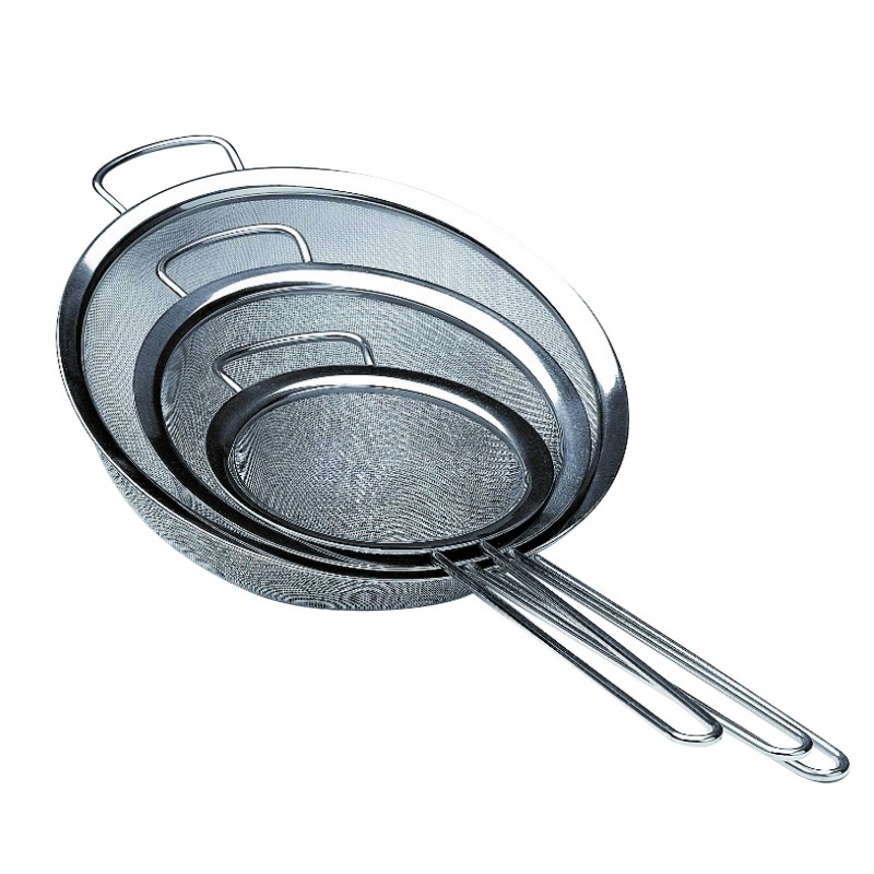 PASSOIRE EN INOX  Ø15/20/26 cm - le lot de 3