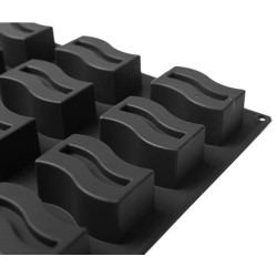 PLAQUE SILICONE 600X400 - 25 rectangles vagues 80x45xht40 mm - 130ml