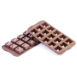 PLAQUE SILICONE CHOCOLAT - 15 carrés 26x26xht18 mm - 10ml