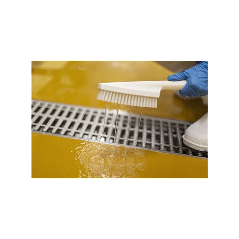 BROSSE A PASSAGE D'EAU BLANCHE